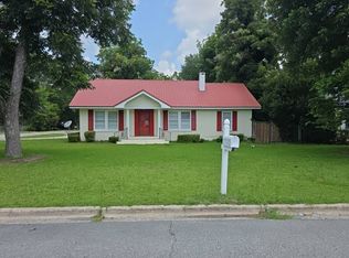 1009 Woodrow Ave, Dublin, GA 31021