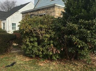 142 Pennsylvania Ave, Roosevelt, NY 11575