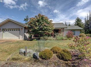 54907 Sadie Dr, Bandon, OR 97411