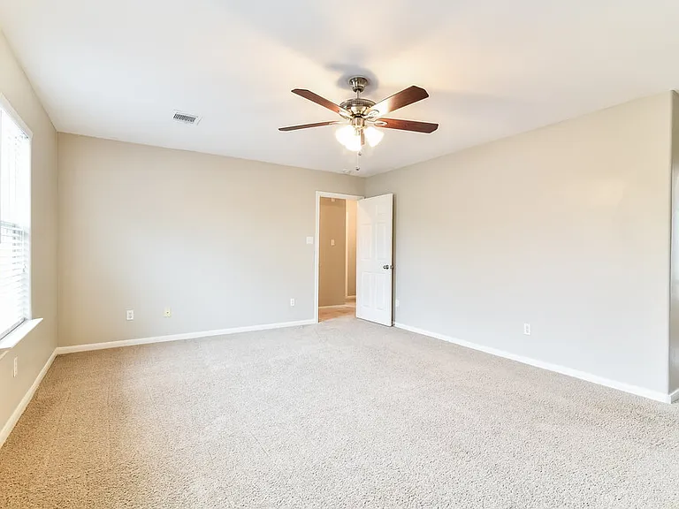 4722 San Antonio River Dr — Photo 7
