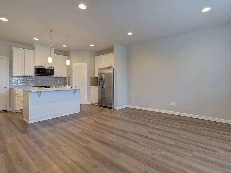 12029 SE 5th St — Photo 7