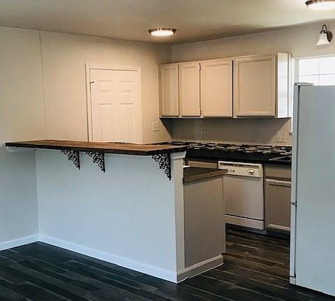 5th image of 1296 Mountain View Dr