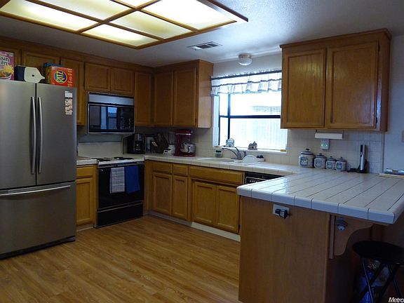 5th image of 18869 N Arrowhead Dr