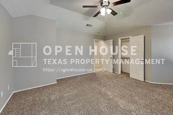 600 Blue Leaf Dr — Photo 11