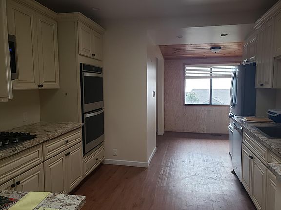 4th image of 203 Morning Sun Ave APT 2