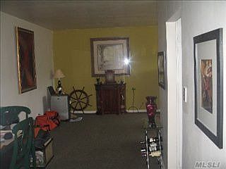 4th image of 32-23 91st St APT 605