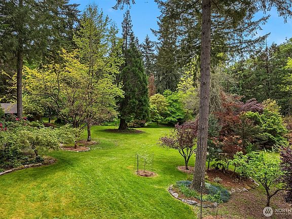 4th image of 21833 103rd Avenue SW