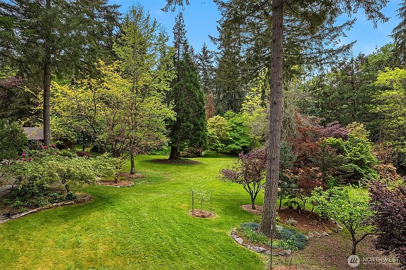 4th image of 21833 103rd Avenue SW