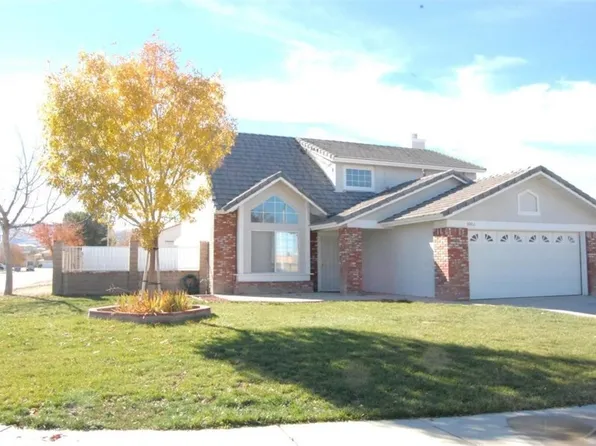 37411 Sheffield Dr, Palmdale, CA 93550