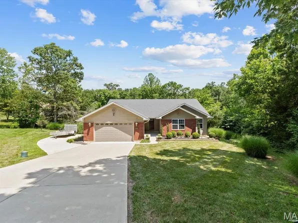 11 Potomac Dr, Hillsboro, MO 63050