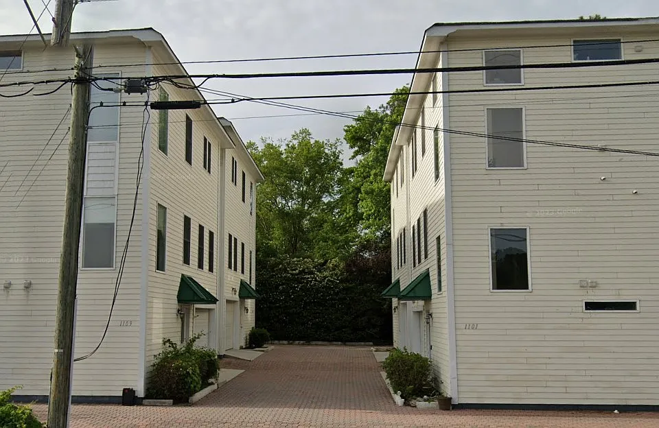 1113 S Birdneck is the back left unit shown in this picture.