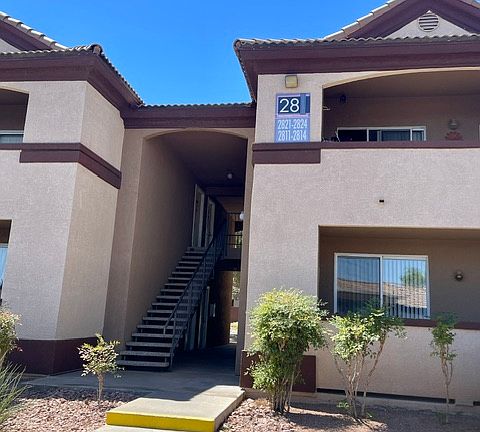 2nd image of 231 W Horizon Ridge Pkwy APT 2813