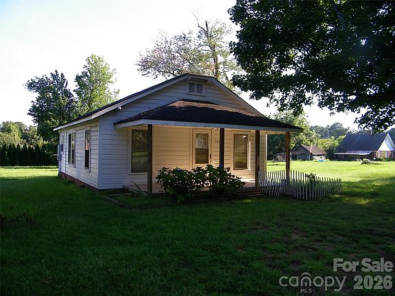 2nd image of 104 Anthony Rd