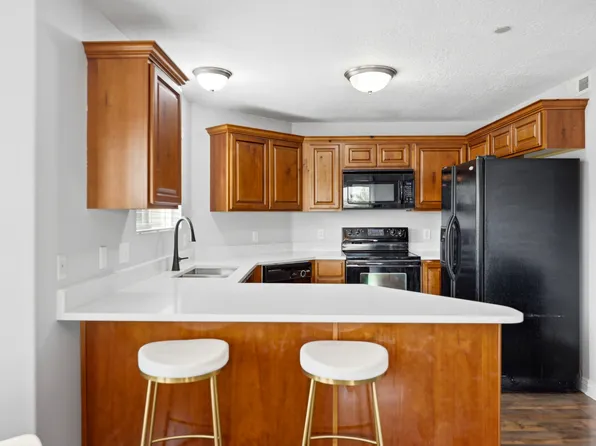 116 Resaca Dr #F6, Sandy, UT 84070