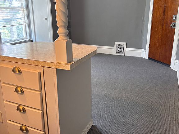 5th image of 1936 D St #6