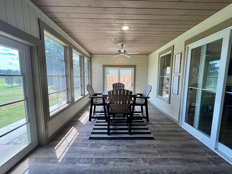 570X Little Walnut Ln — Photo 4