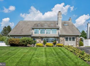 2157 Mary Ln, Broomall, PA 19008