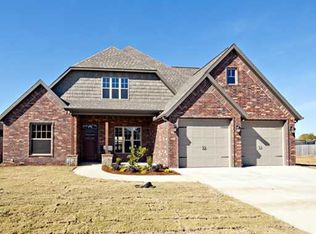 4204 SW Banbury Dr, Bentonville, AR 72712