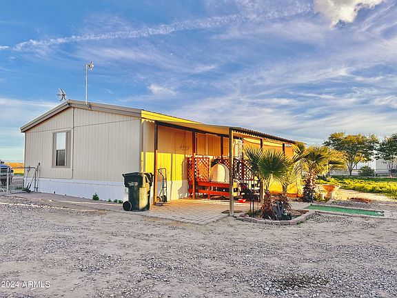 3rd image of 1318 S 365TH Avenue