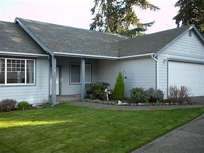 Home sits up private drive