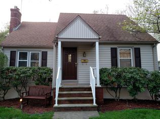 76 Derwent Ave, Verona, NJ 07044