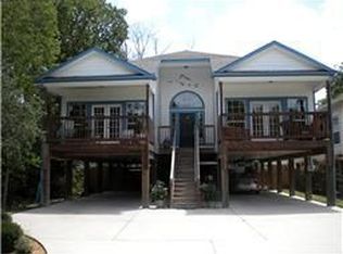 407 West Dr, Kemah, TX 77565