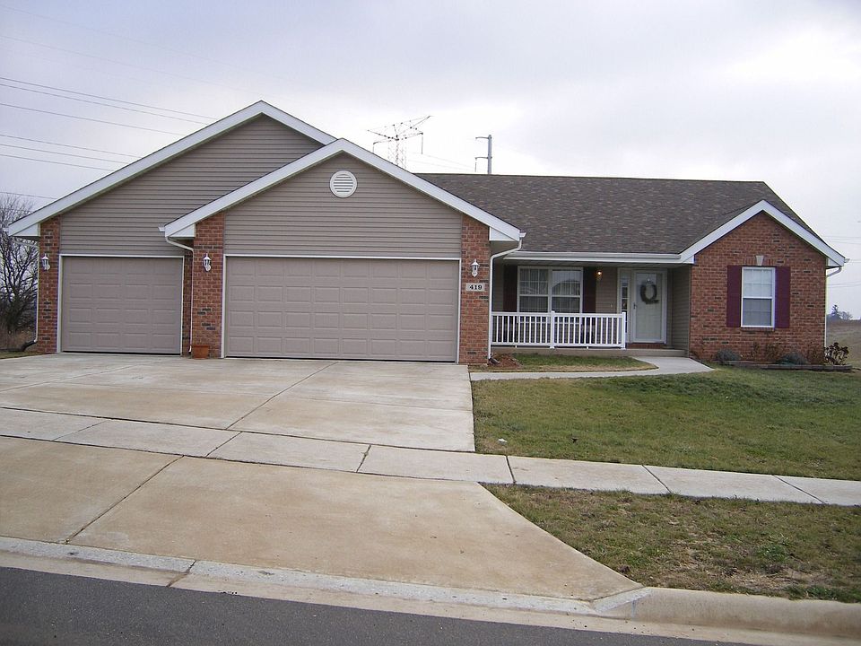1st image of 419 Verona Dr
