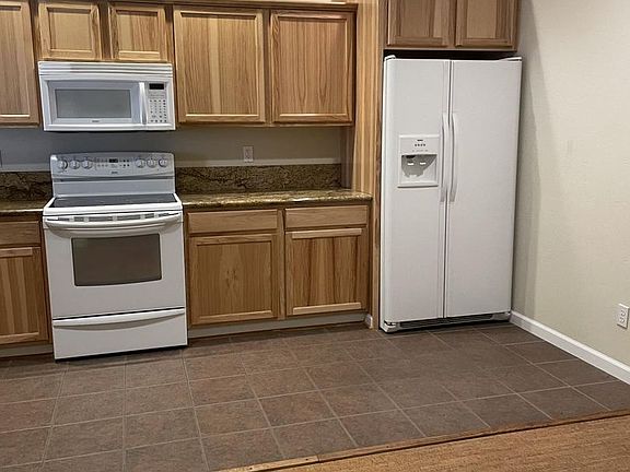 2nd image of 2855 Main Ave Suite B202