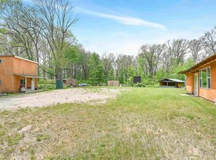 W13670 Brooks Ln, Crivitz, WI 54114