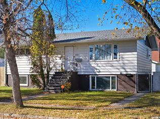 1051 109th St, North Battleford, SK S9A2E3
