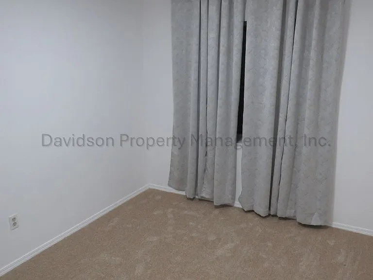 2135 W Platte Ave — Photo 8