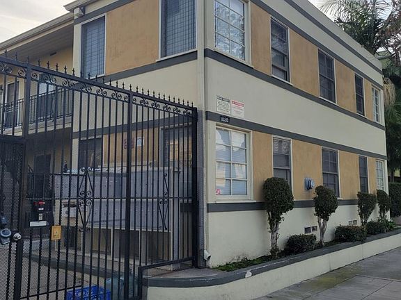 2nd image of 1520 E 2nd St