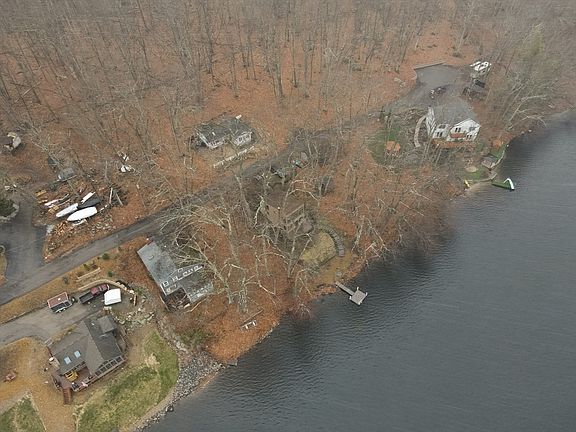 5th image of 60 Lake Sargent Dr