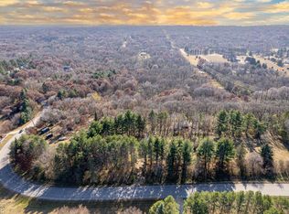 5542 Meadow Dr SE, Rochester, MN 55904