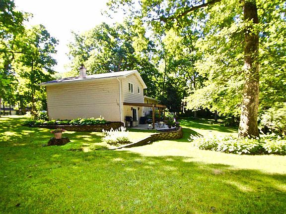 5th image of 7029 N Woodfern Pl