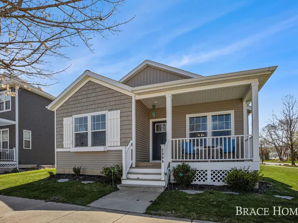 2906 Vanover St SE, Kentwood, MI 49512