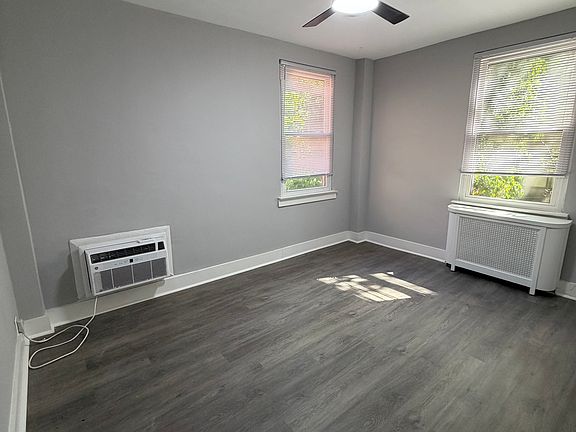 5th image of 47 E Cliveden St #303