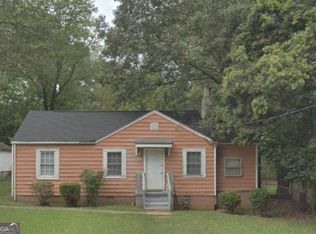 2153 Pinehurst Dr, East Pt, GA