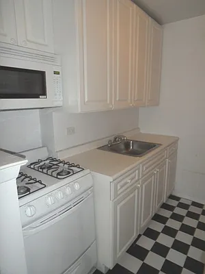 Rented by Goldfarb Properties | media 4