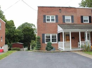 734 Skyline Dr, Lancaster, PA