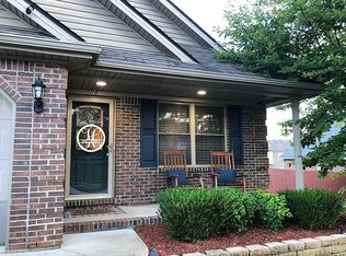 108 Geneva Ct, Nicholasville, KY 40356