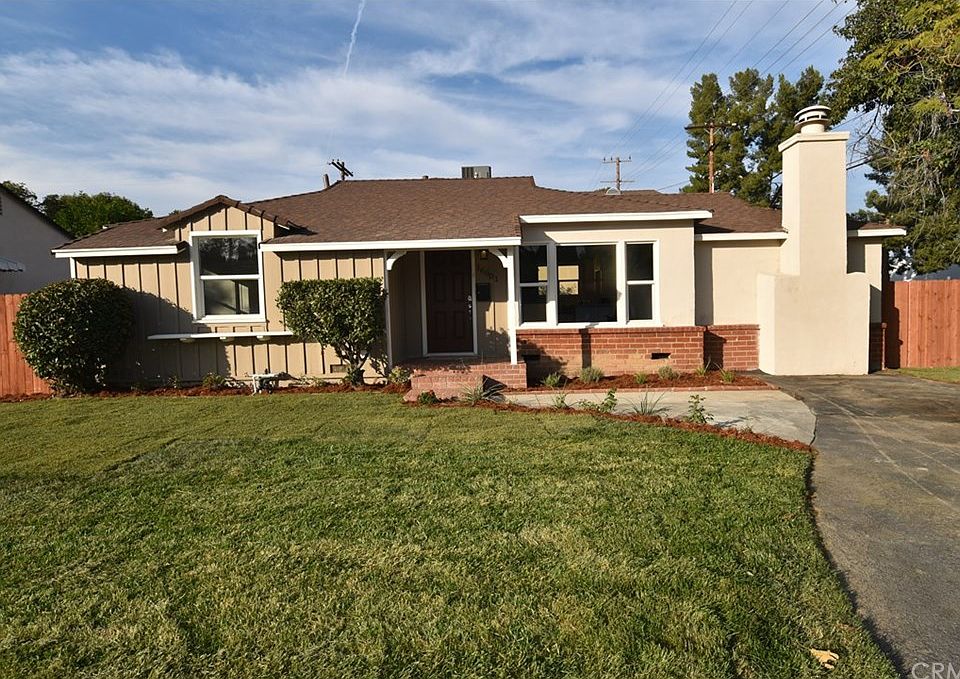 1st image of 16601 16603 Valerio St