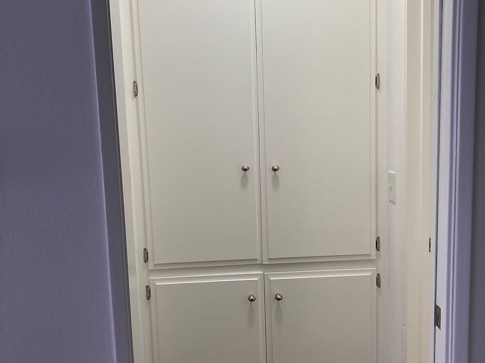 Unit 304 1 + 1