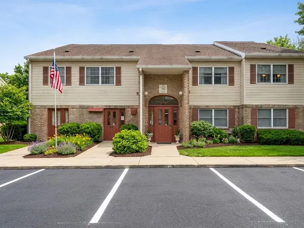 79 Eastern Ave, Greencastle, PA 17225
