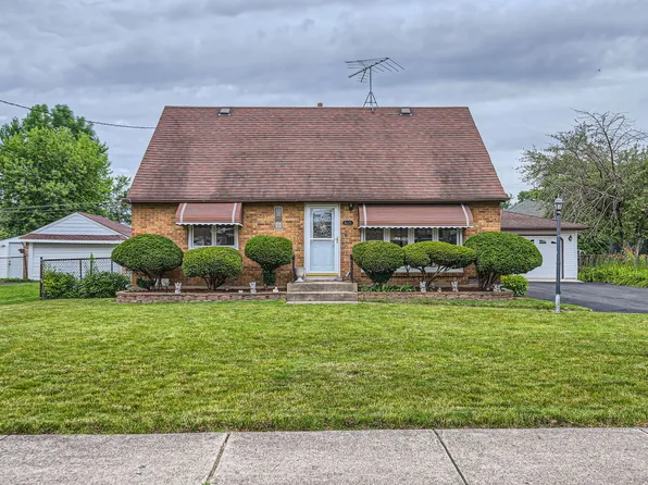 8225 S Rutherford Ave, Burbank, IL 60459