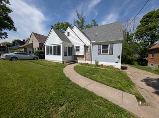 6111 Sunridge Dr, Cincinnati, OH 45224