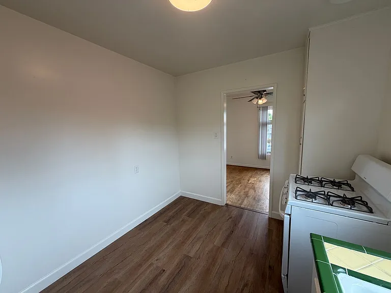 3050 E 2nd St — Photo 33