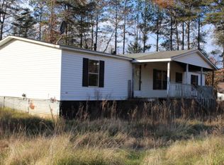 9833 Howardsville Rd, Howardsville, VA 24562