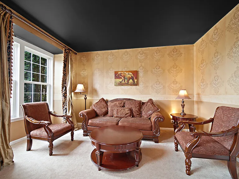 1044 Oakhill Dr — Photo 12