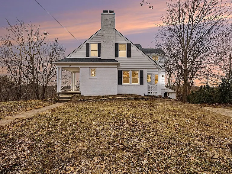 195 Sherman Ave — Photo 23